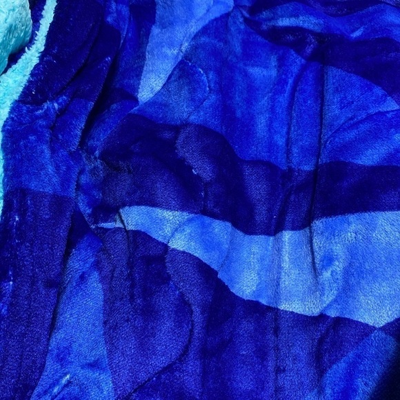 NEW! Kids Twin Size Rocket Ship Design Ultra Soft Sherpa Blanket Set - Picture 5 of 8